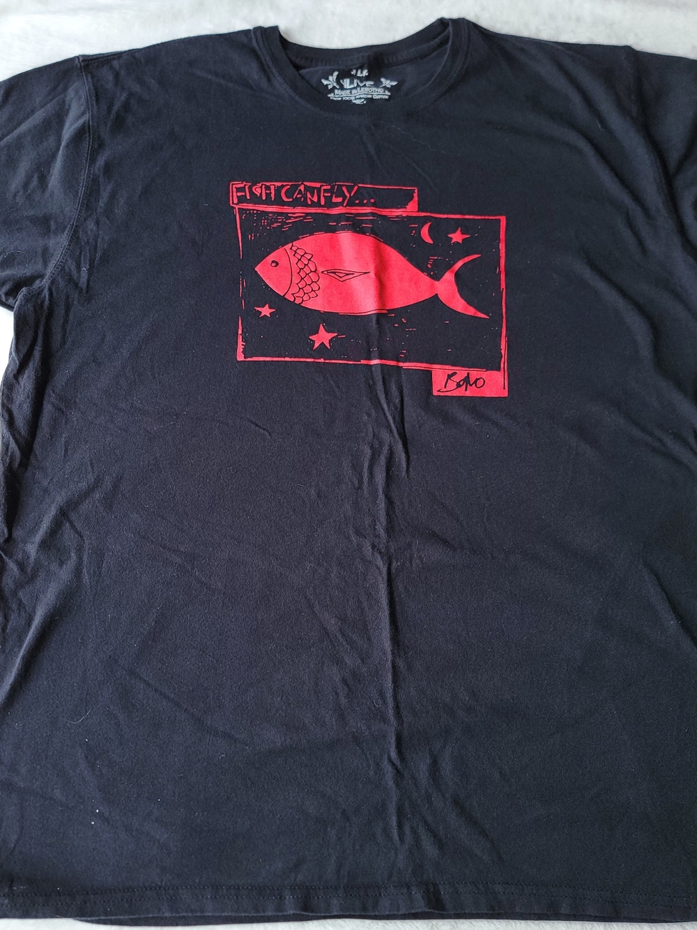Hard Rock Cafe Black Tee with Red Fish Graphic Panel